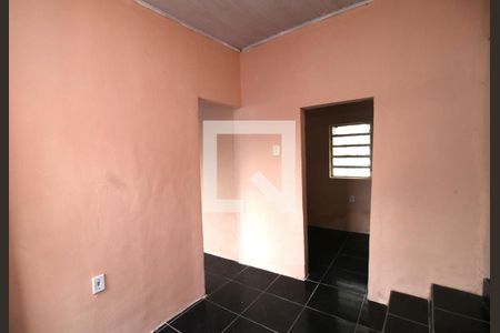 Sala de casa para alugar com 2 quartos, 50m² em Brás de Pina, Rio de Janeiro