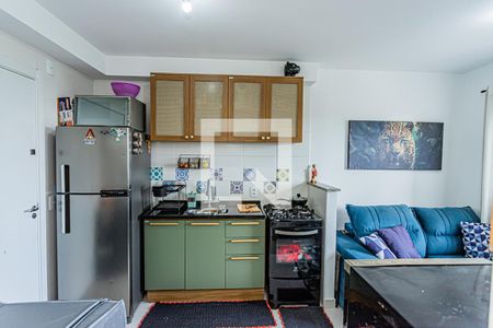 Sala, cozinha e área de serviço de apartamento para alugar com 2 quartos, 34m² em Pirituba, São Paulo