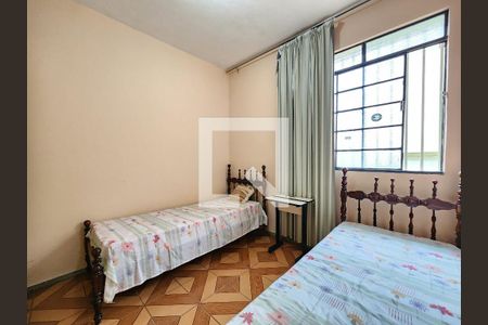 Quarto 2 de casa à venda com 3 quartos, 146m² em Planalto, Belo Horizonte