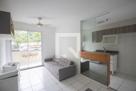 Sala de apartamento para alugar com 1 quarto, 47m² em Maria Paula, São Gonçalo