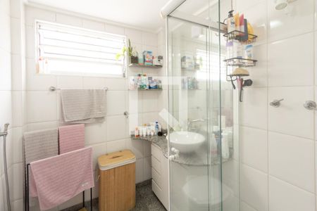 Banheiro de apartamento à venda com 2 quartos, 90m² em Itaim Bibi, São Paulo