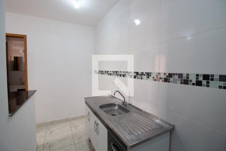 Cozinha de kitnet/studio para alugar com 1 quarto, 43m² em Jardim Bonfiglioli, São Paulo