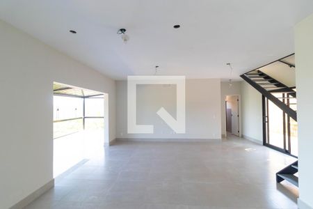 Salas de casa de condomínio à venda com 2 quartos, 140m² em Conjunto Habitacional Vila Santana (sousas), Campinas