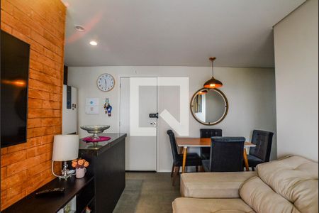 Sala de apartamento à venda com 2 quartos, 54m² em Vila Eldizia, Santo André