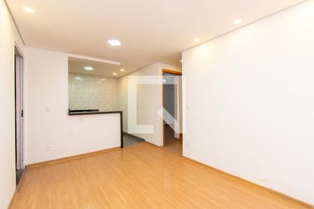 Sala de apartamento para alugar com 2 quartos, 46m² em Jardim Rosa de Franca, Guarulhos