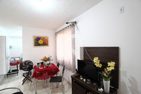 Sala de apartamento para alugar com 2 quartos, 45m² em Jardim Europa, Uberlândia