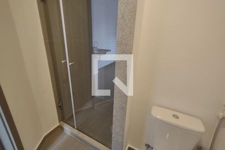 Banheiro de kitnet/studio para alugar com 1 quarto, 21m² em Santa Paula, São Caetano do Sul