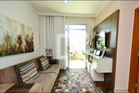 Sala de estar de apartamento à venda com 3 quartos, 90m² em Sagrada Família, Belo Horizonte