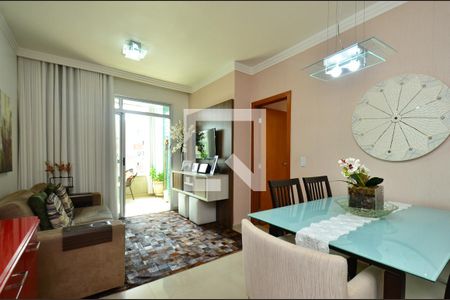 Sala de estar de apartamento à venda com 3 quartos, 90m² em Sagrada Família, Belo Horizonte