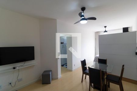 Salas de apartamento para alugar com 1 quarto, 49m² em Centro, Campinas