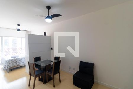 Salas de apartamento para alugar com 1 quarto, 49m² em Centro, Campinas