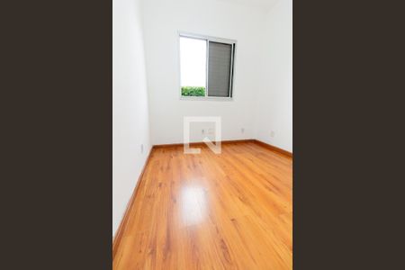 Quarto 1 de apartamento para alugar com 2 quartos, 49m² em Vila Carrão, São Paulo