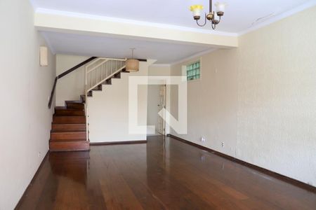 Sala de casa para alugar com 2 quartos, 150m² em Mirandópolis, São Paulo