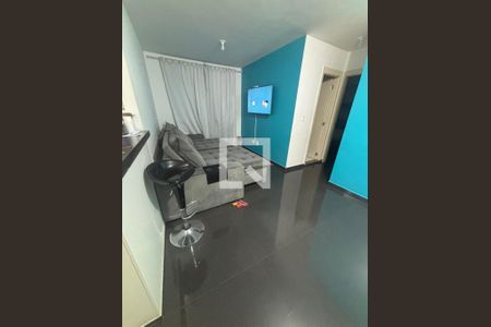 Sala de apartamento à venda com 2 quartos, 52m² em Padroeira, Osasco