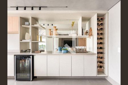 Apartamento à venda com 172m², 3 quartos e 3 vagas Apartamento à venda com 172m², 3 quartos e 3 vagasCozinha