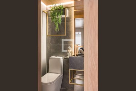 Apartamento à venda com 172m², 3 quartos e 3 vagas Apartamento à venda com 172m², 3 quartos e 3 vagasLavabo