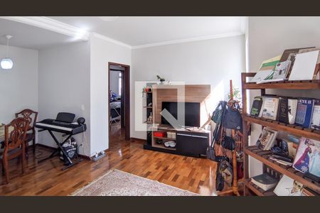 Sala de apartamento à venda com 2 quartos, 67m² em Floresta, Belo Horizonte