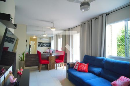 Sala de apartamento à venda com 3 quartos, 70m² em Humaitá, Porto Alegre