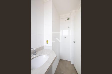 Apartamento à venda com 89m², 2 quartos e 2 vagas Apartamento à venda com 89m², 2 quartos e 2 vagasBanheiro da Suíte