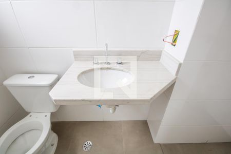 Apartamento à venda com 89m², 2 quartos e 2 vagas Apartamento à venda com 89m², 2 quartos e 2 vagasBanheiro da Suíte