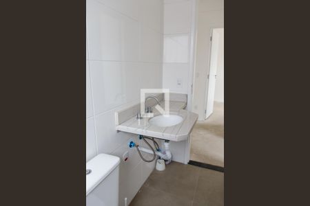 Apartamento à venda com 82m², 2 quartos e 2 vagas Apartamento à venda com 82m², 2 quartos e 2 vagasBanheiro