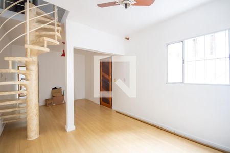 Sala de casa à venda com 3 quartos, 250m² em Padroeira, Osasco