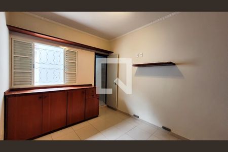 Suíte 1 de casa para alugar com 4 quartos, 230m² em Vila Jequitibas, Campinas