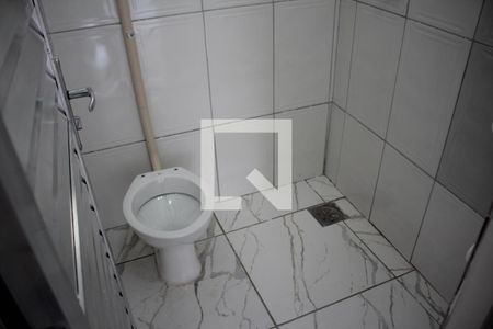 Banheiro de kitnet/studio para alugar com 1 quarto, 25m² em Eldorado, Contagem