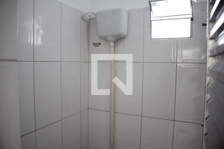 Banheiro de kitnet/studio para alugar com 1 quarto, 18m² em Eldorado, Contagem