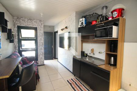 Sala/Cozinha de casa para alugar com 2 quartos, 39m² em Hípica, Porto Alegre