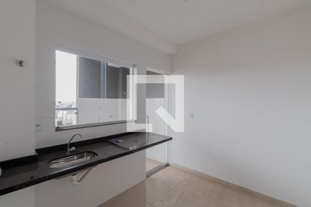 Cozinha de apartamento para alugar com 1 quarto, 24m² em Vila Nova Savoia, São Paulo