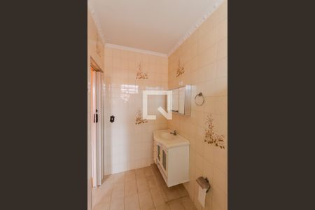 Casa à venda com 171m², 3 quartos e 2 vagas Casa à venda com 171m², 3 quartos e 2 vagasBanheiro da Suíte