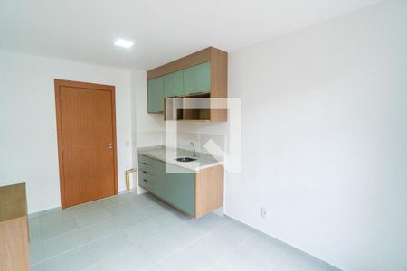 Sala/Cozinha de apartamento à venda com 1 quarto, 30m² em Vila da Saúde, São Paulo