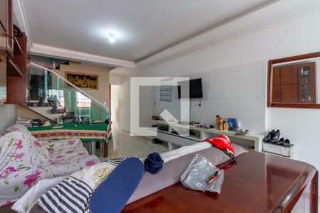 Sala de casa à venda com 2 quartos, 160m² em Vila Carrão, São Paulo