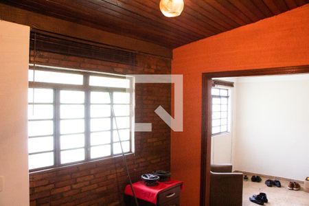 Sala de casa para alugar com 3 quartos, 180m² em Nova Sousas (sousas), Campinas