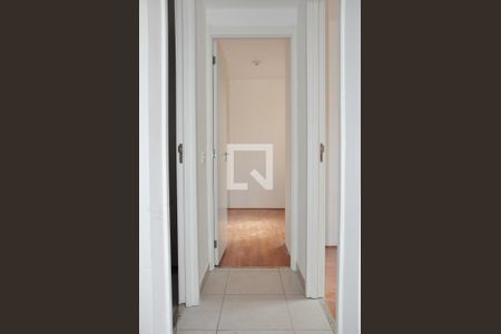 Corredor Quartos de apartamento à venda com 2 quartos, 32m² em Vila Anastácio, São Paulo