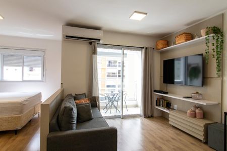 Sala de apartamento à venda com 1 quarto, 42m² em Vila Itapura, Campinas