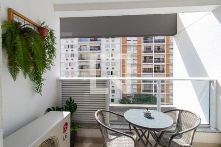 varanda de apartamento à venda com 1 quarto, 42m² em Vila Itapura, Campinas