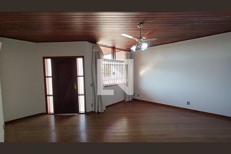 Sala de casa para alugar com 2 quartos, 178m² em Jardim Emilia, Sorocaba