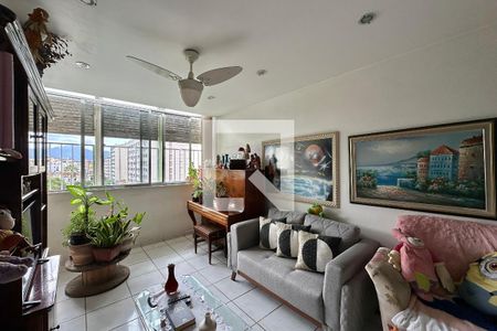 Sala de apartamento para alugar com 2 quartos, 73m² em Centro, Rio de Janeiro