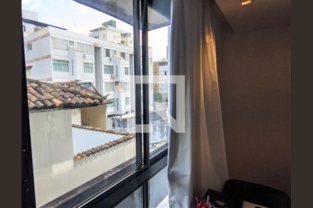 Quarto de apartamento à venda com 2 quartos, 113m² em Santo Antônio, Belo Horizonte