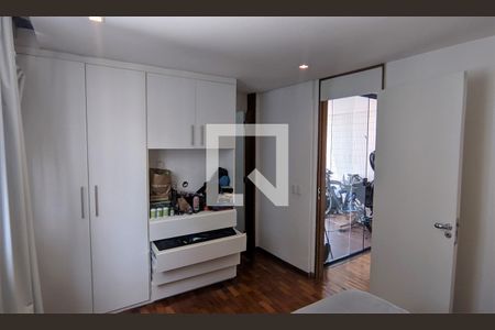 Quarto 2 de apartamento à venda com 2 quartos, 113m² em Santo Antônio, Belo Horizonte