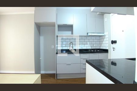 Sala/Cozinha de apartamento à venda com 2 quartos, 36m² em Vila Graciosa, São Paulo