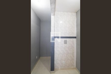 Quarto 1 de casa de condomínio para alugar com 2 quartos, 40m² em Inhoaíba, Rio de Janeiro