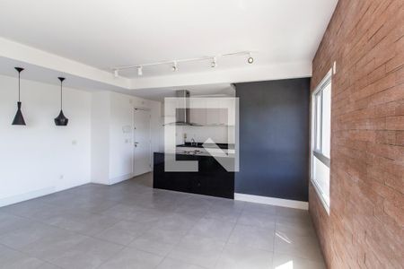 Sala de TV de apartamento à venda com 1 quarto, 63m² em Melville Empresarial Ii, Barueri