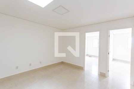 Sala de apartamento à venda com 2 quartos, 60m² em Santa Terezinha, Santo André