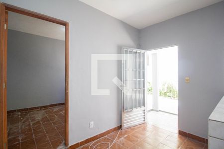 Sala de casa para alugar com 2 quartos, 50m² em Vila Bruna, São Paulo