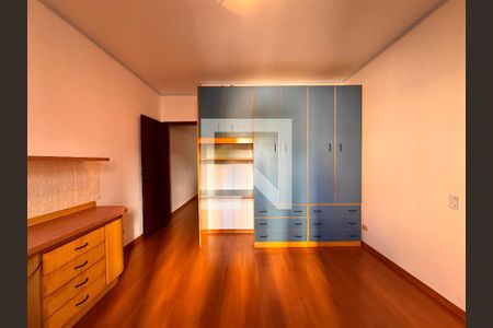 Quarto 1 de casa à venda com 3 quartos, 237m² em Vila Leopoldina, Santo André