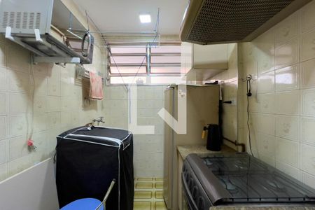 Cozinha e área de serviço de kitnet/studio à venda com 1 quarto, 35m² em Aclimação, São Paulo