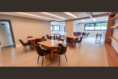 Apartamento à venda com 82m², 2 quartos e 2 vagas Apartamento à venda com 82m², 2 quartos e 2 vagasÁrea comum - Salão de festas